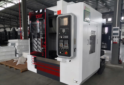 Фрезерный станок BT40 с ЧПУ